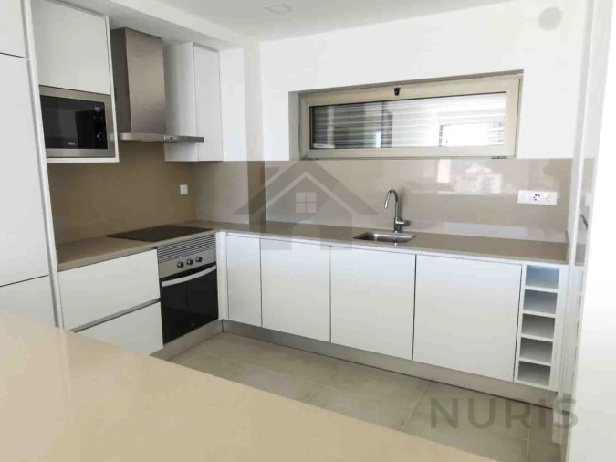 Apartamento T1 para Arrendamento em Portimão Foto 6