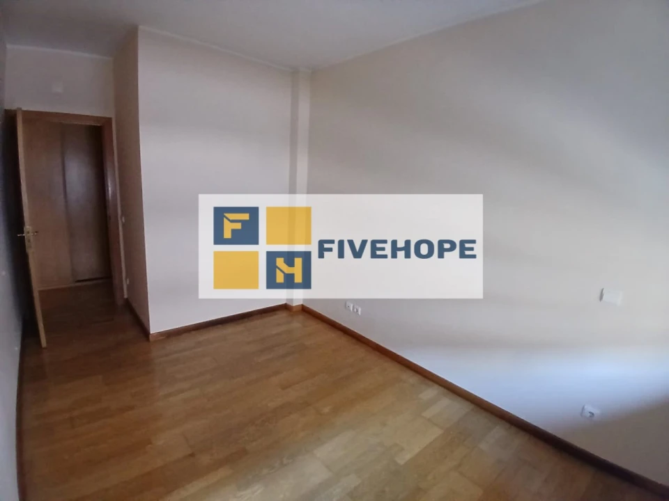 Apartamento T2 para Venda em Lousã e Vilarinho Foto 7