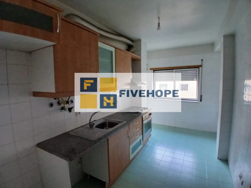 Apartamento T2 para Venda em Lousã e Vilarinho Foto 11