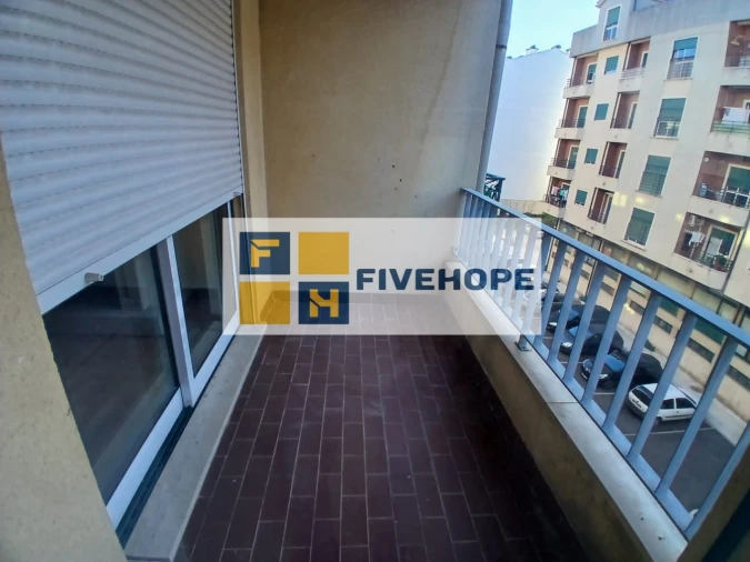 Apartamento T2 para Venda em Lousã e Vilarinho Foto 12