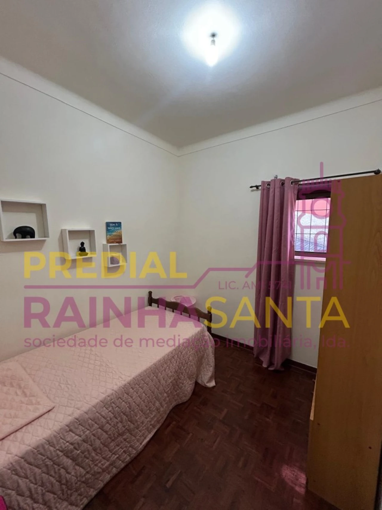 Quarto para Arrendamento em Santa Clara e Castelo Viegas Foto 2