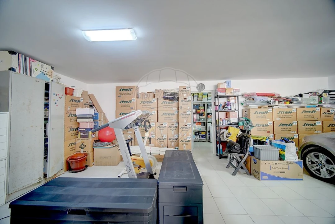 Moradia T4 para Venda em Alcantarilha e Pêra Foto 35