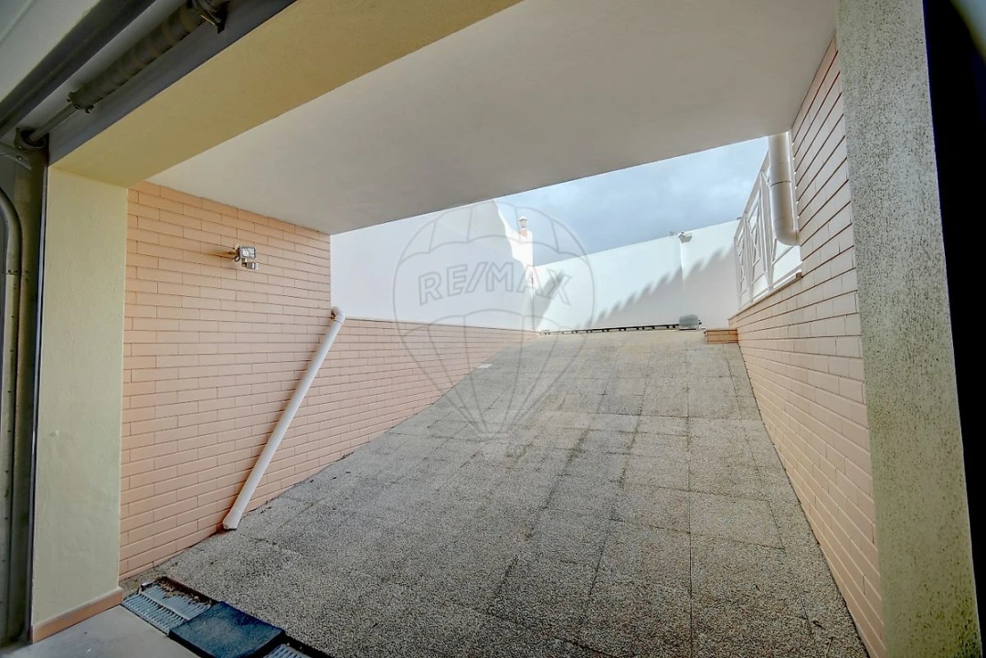 Moradia T4 para Venda em Alcantarilha e Pêra Foto 31