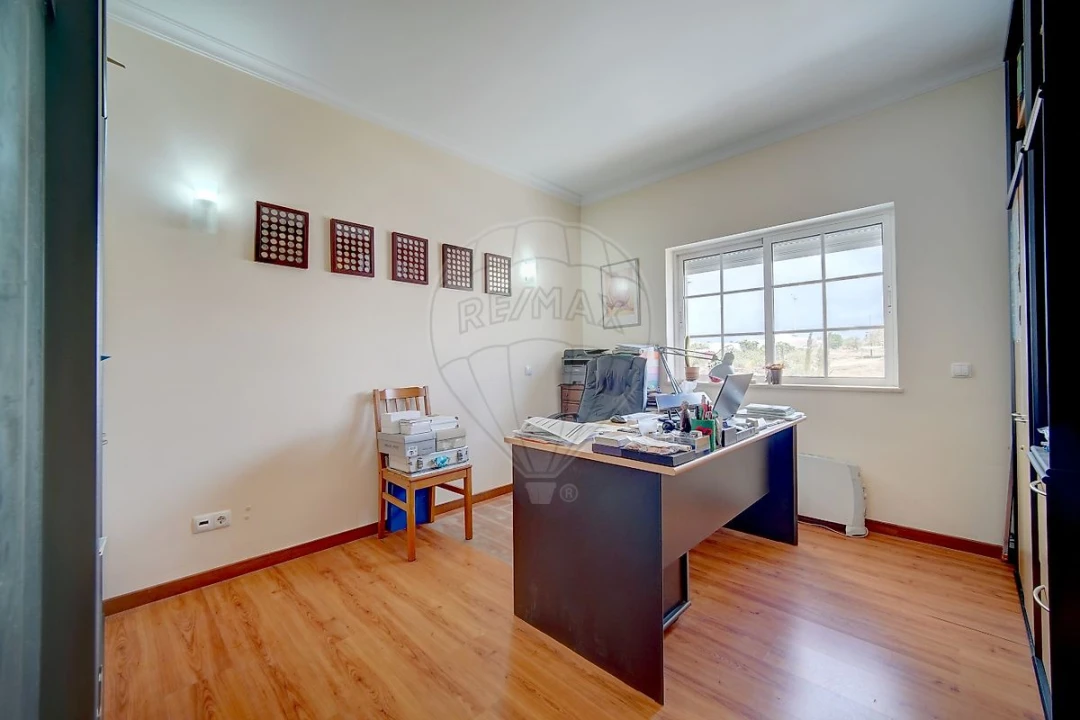 Moradia T4 para Venda em Alcantarilha e Pêra Foto 20