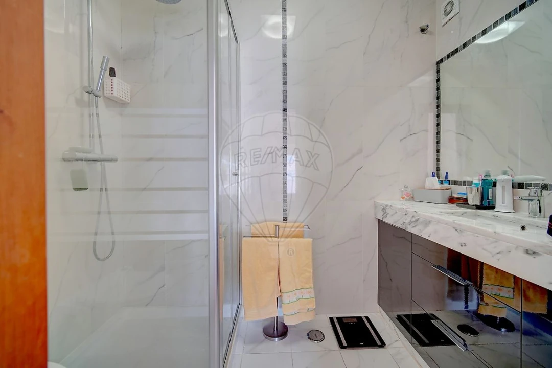 Moradia T4 para Venda em Alcantarilha e Pêra Foto 29