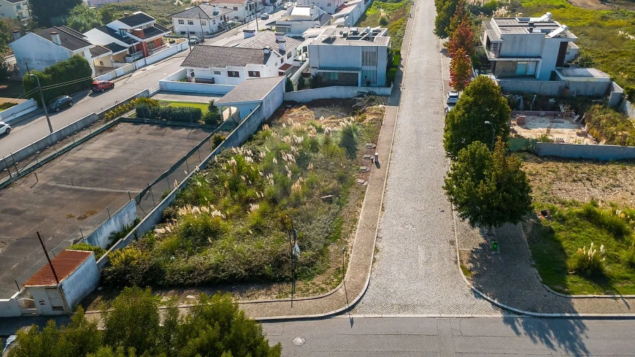 Terreno para Venda em Serzedo e Perosinho Foto 18