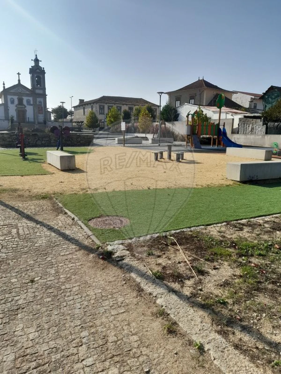 Terreno para Venda em Serzedo e Perosinho Foto 26