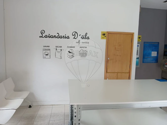 Negócio para Venda em Vilar de Andorinho Foto 4