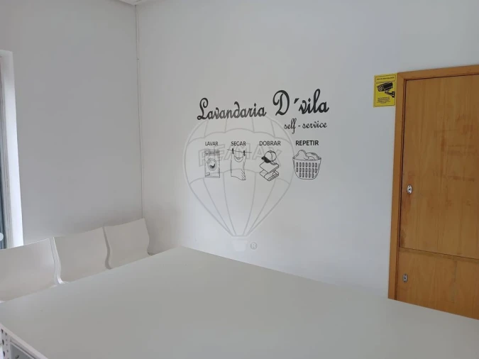 Negócio para Venda em Vilar de Andorinho Foto 7