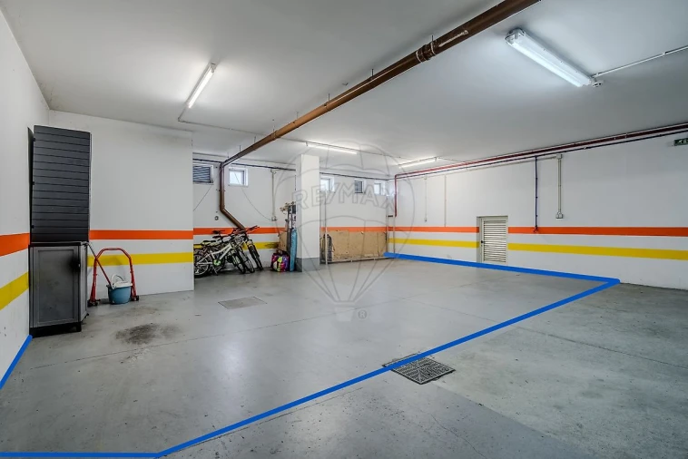 Apartamento T3 para Venda em Ramalhal Foto 34