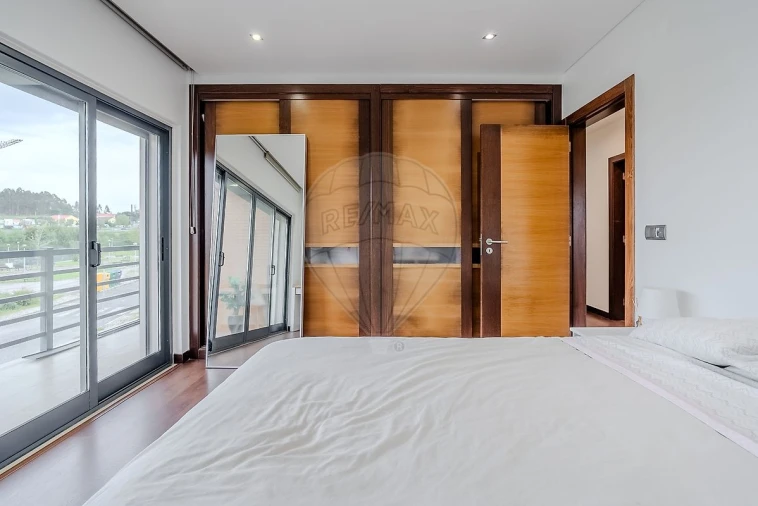 Apartamento T3 para Venda em Ramalhal Foto 27