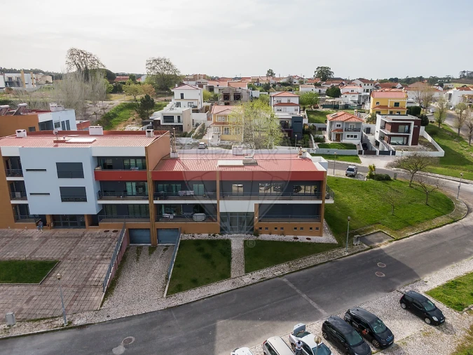 Apartamento T3 para Venda em Ramalhal Foto 2