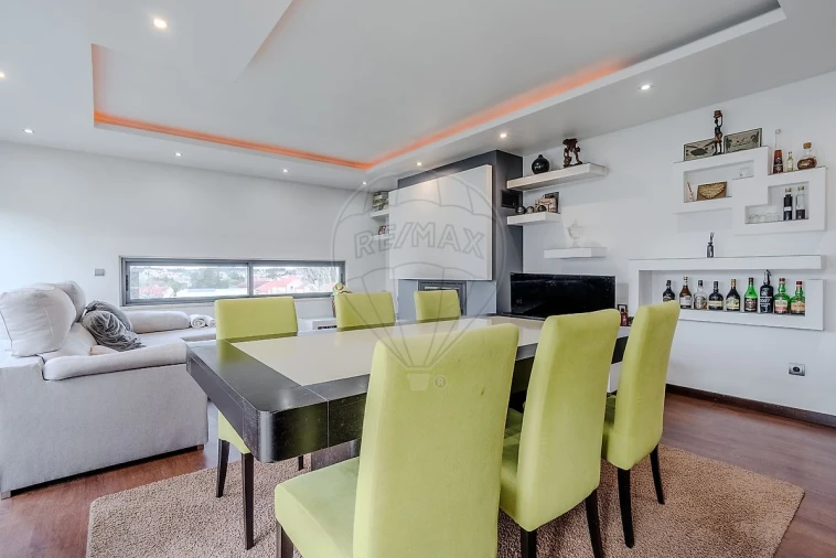 Apartamento T3 para Venda em Ramalhal Foto 6