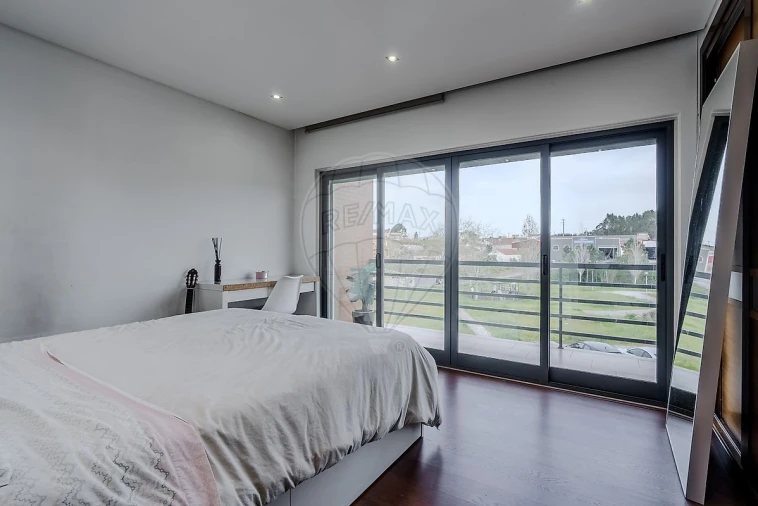 Apartamento T3 para Venda em Ramalhal Foto 25