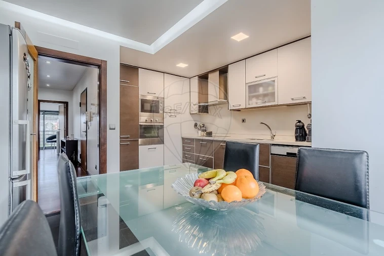 Apartamento T3 para Venda em Ramalhal Foto 14