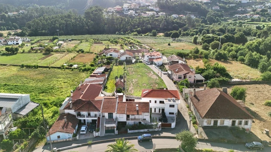 Terreno para Venda em São Pedro de Castelões Foto 3