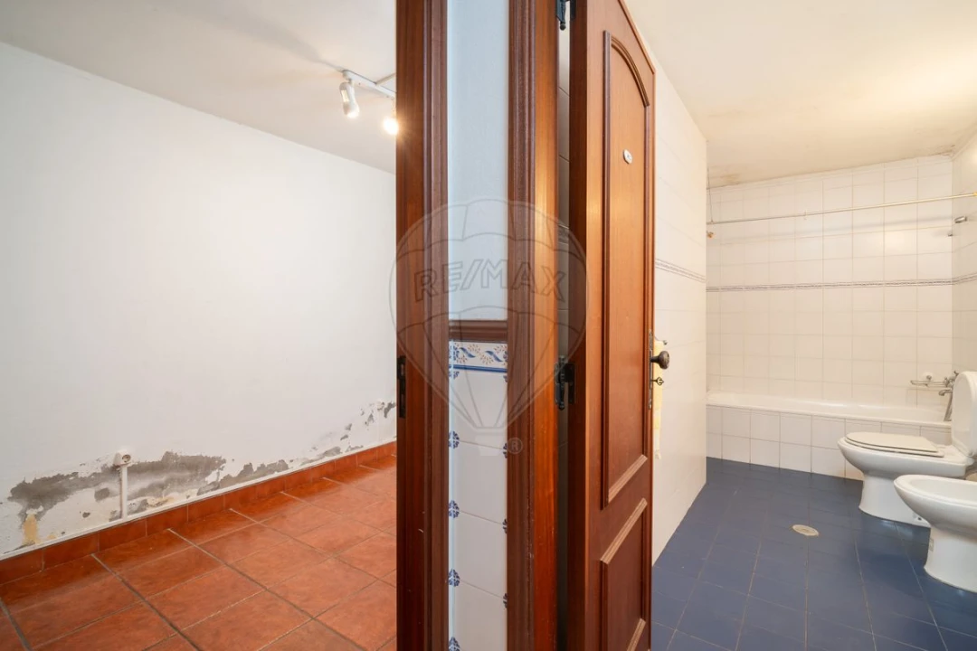 Moradia T4 para Venda em Oliveirinha Foto 31