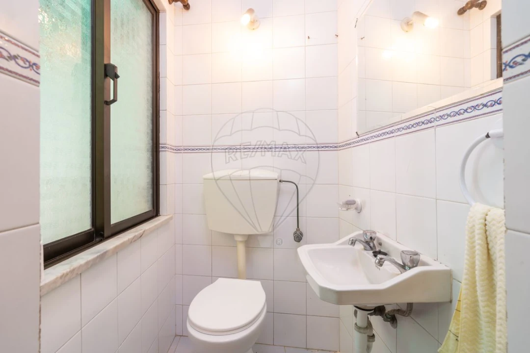 Moradia T4 para Venda em Oliveirinha Foto 34