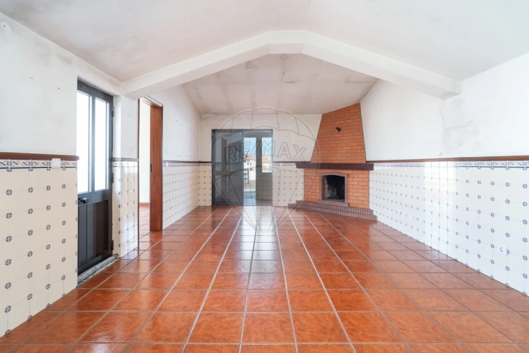 Moradia T4 para Venda em Oliveirinha Foto 26