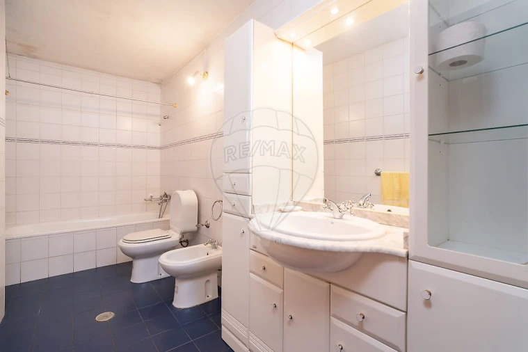 Moradia T4 para Venda em Oliveirinha Foto 32