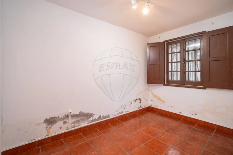 Moradia T4 para Venda em Oliveirinha Foto 19