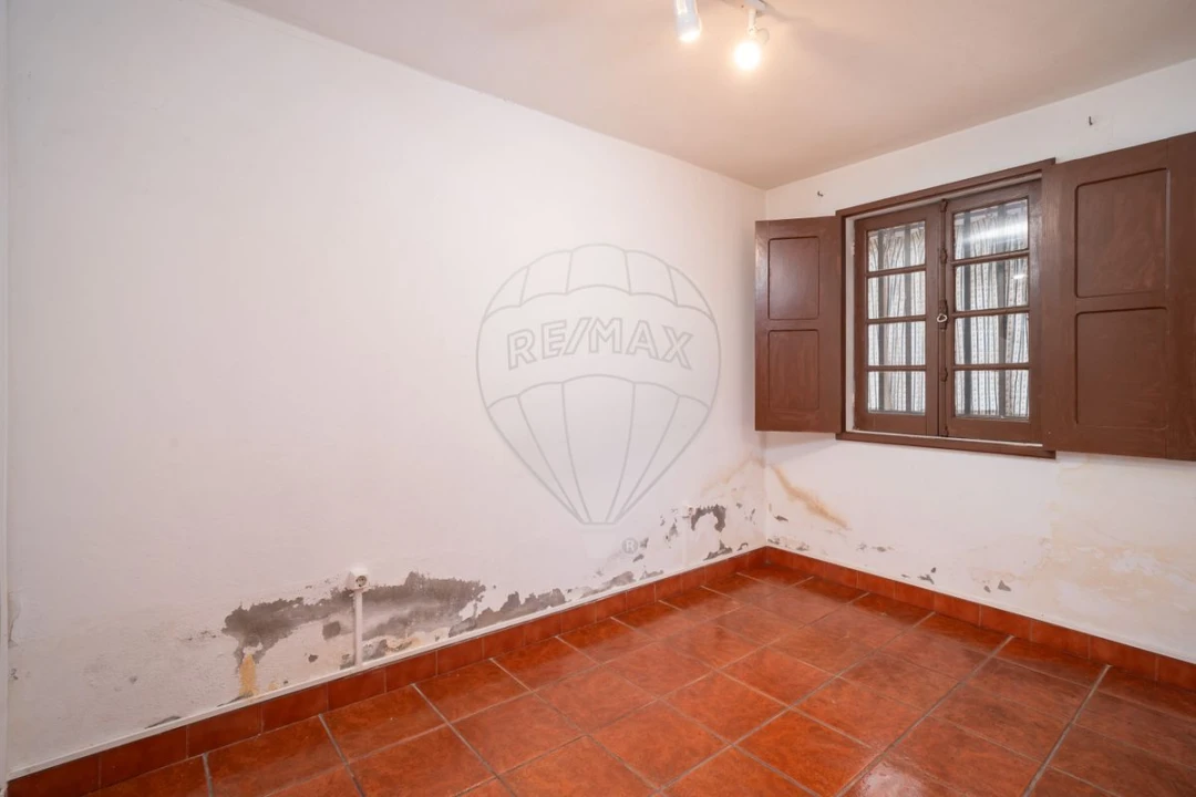 Moradia T4 para Venda em Oliveirinha Foto 19