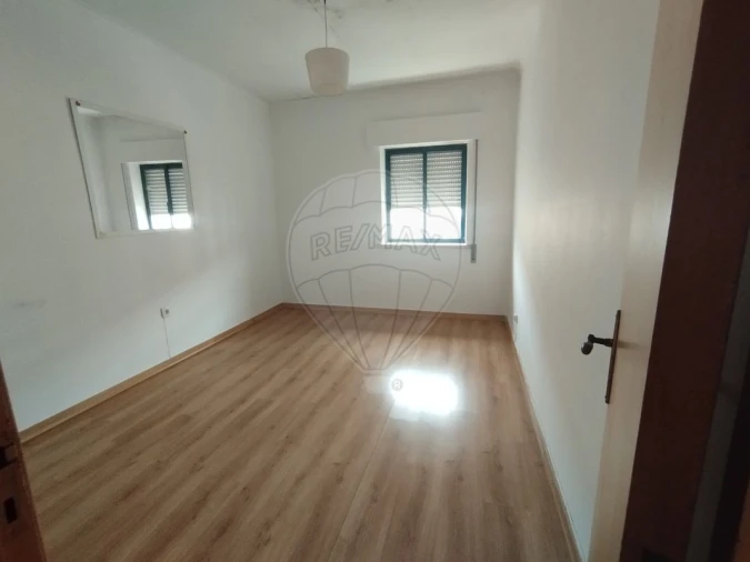 Apartamento T3 para Venda em Moita Foto 7