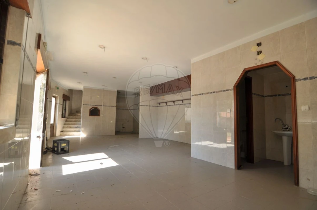 Negócio para Venda em Arranho Foto 3