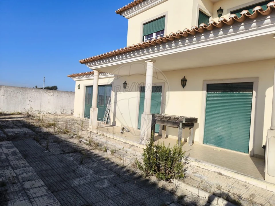 Moradia T4 para Venda em Cadaval e Pêro Moniz Foto 41