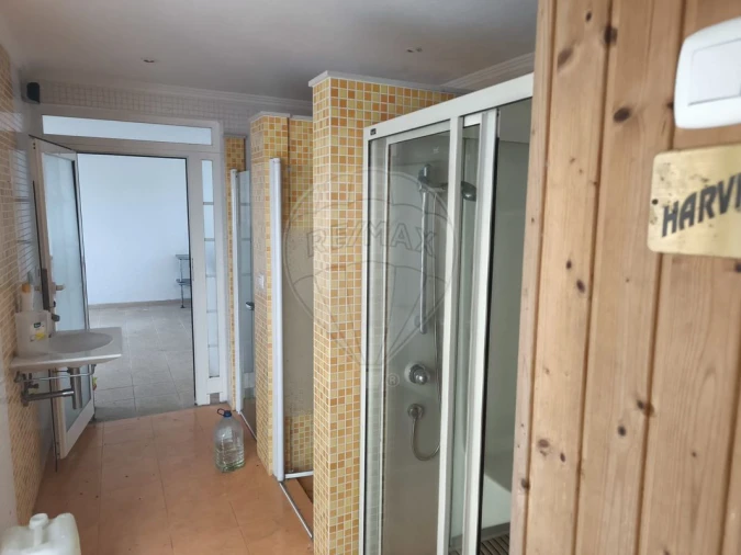 Moradia T4 para Venda em Cadaval e Pêro Moniz Foto 35