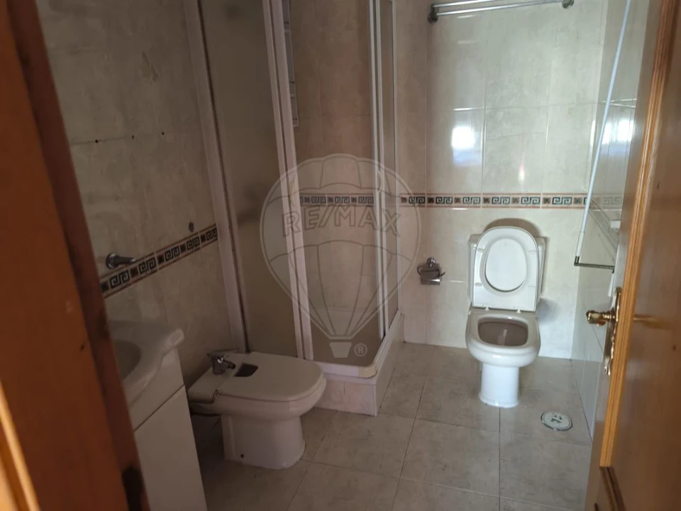 Moradia T4 para Venda em Cadaval e Pêro Moniz Foto 5