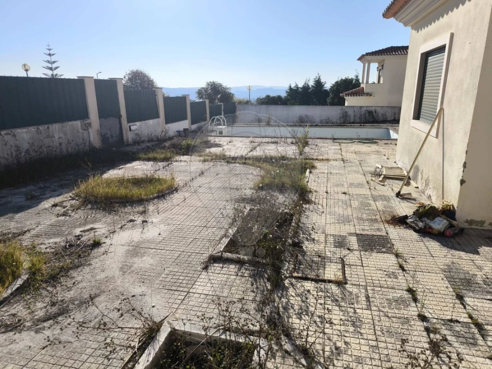 Moradia T4 para Venda em Cadaval e Pêro Moniz Foto 7