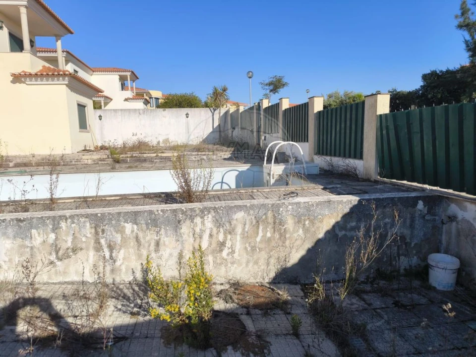 Moradia T4 para Venda em Cadaval e Pêro Moniz Foto 25