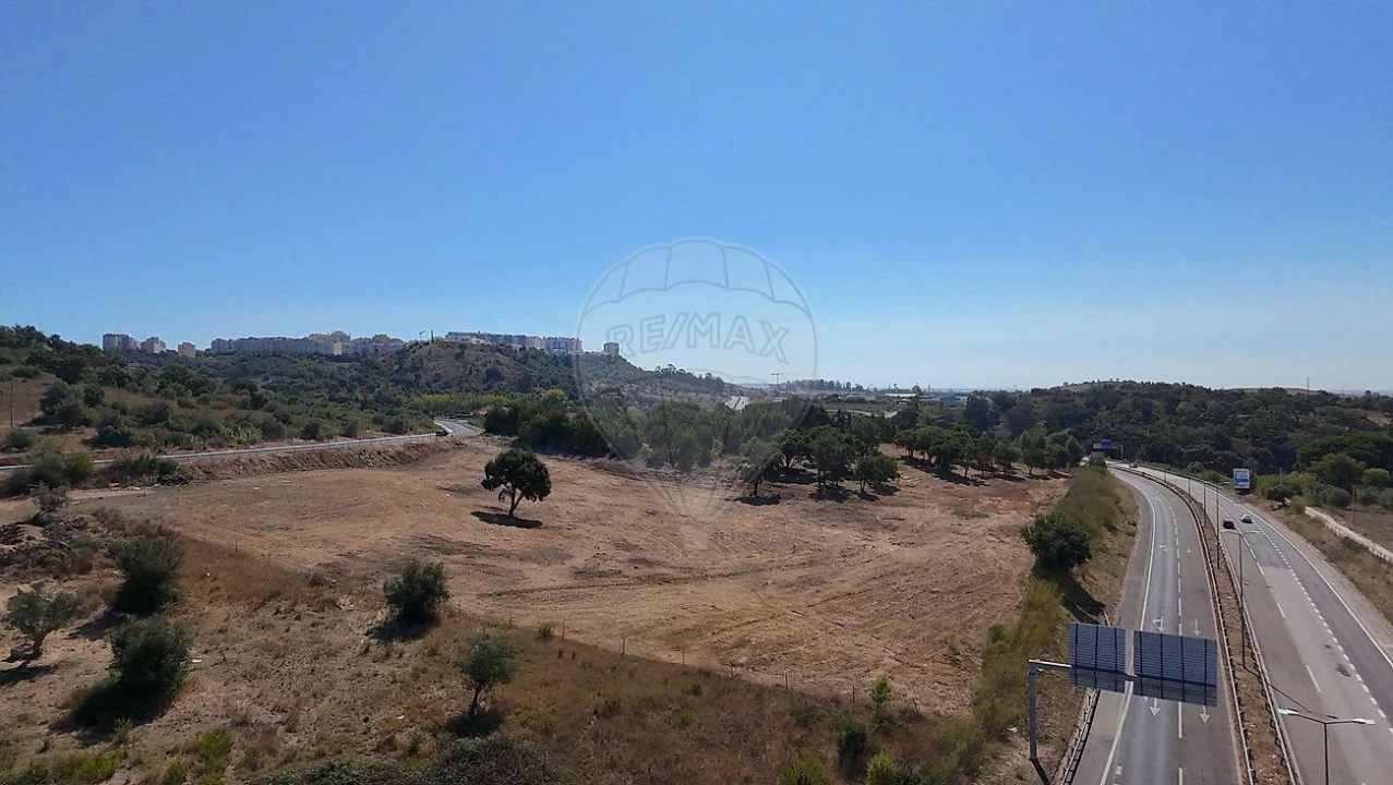 Terreno para Venda em Marvila, Ribeira Santarém, São Salvador, São Nicolau Foto 1