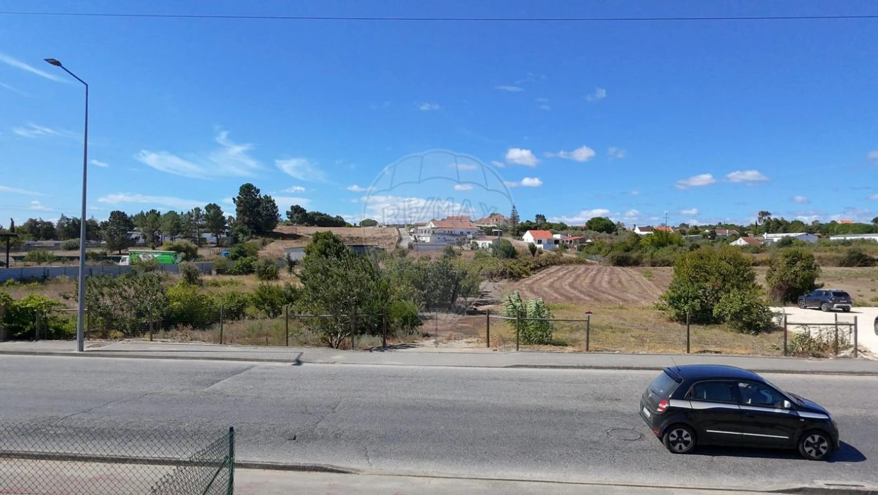 Terreno para Venda em Cartaxo e Vale da Pinta Foto 4