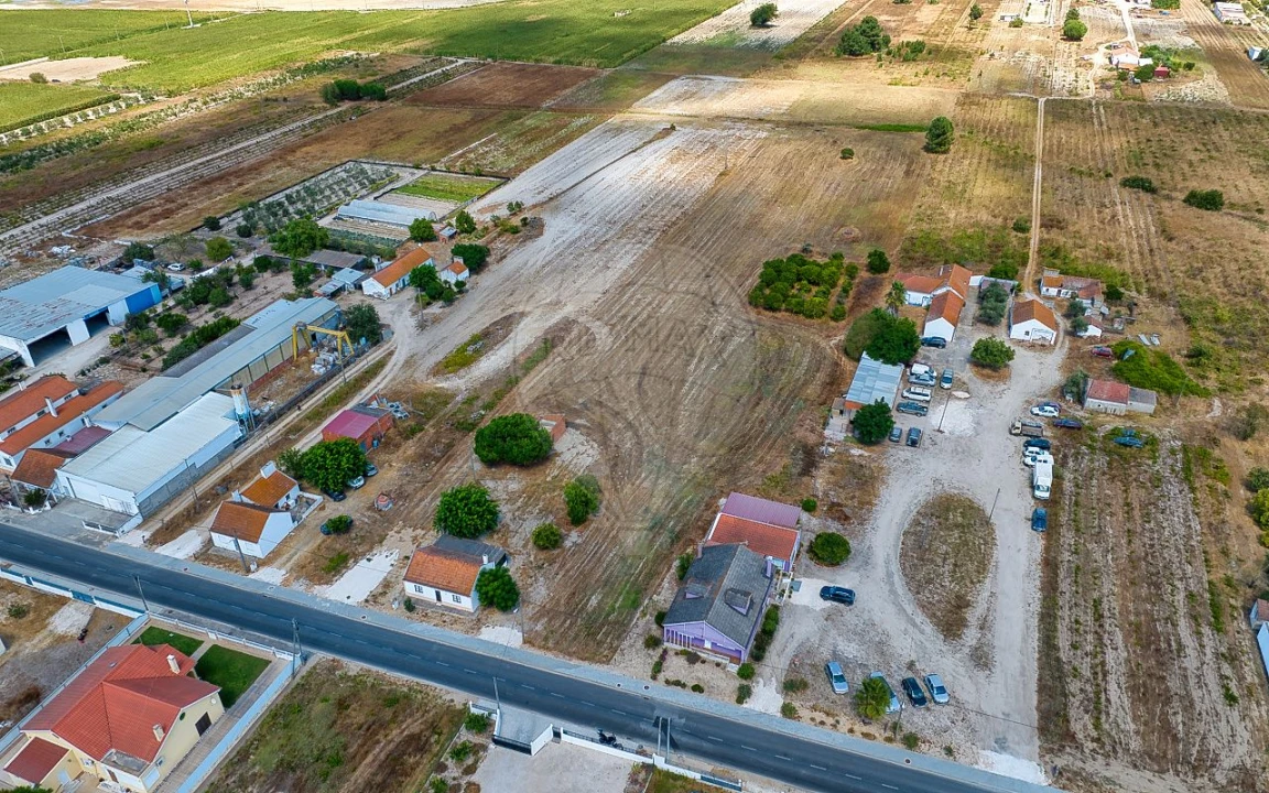 Moradia T2 para Venda em Benfica do Ribatejo Foto 39