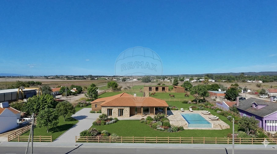 Moradia T2 para Venda em Benfica do Ribatejo