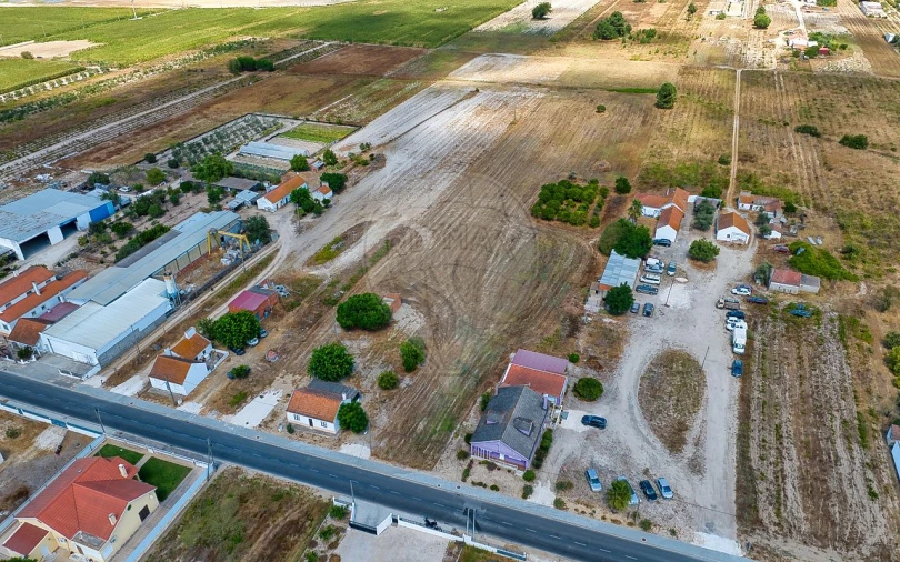 Moradia T2 para Venda em Benfica do Ribatejo Foto 39