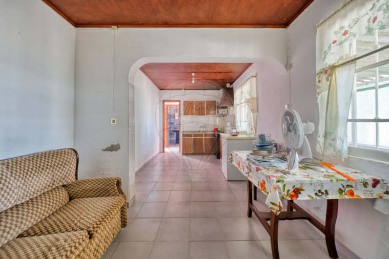 Moradia T2 para Venda em Benfica do Ribatejo Foto 24