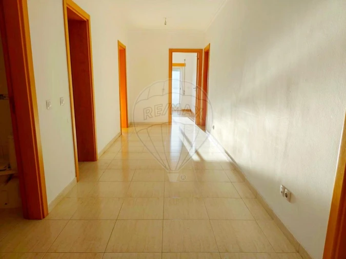 Apartamento T3 para Venda em Azambuja Foto 7