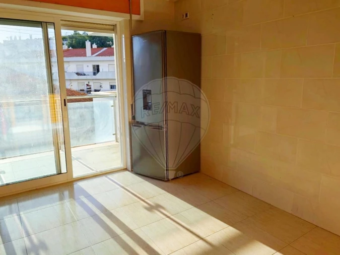 Apartamento T3 para Venda em Azambuja Foto 5