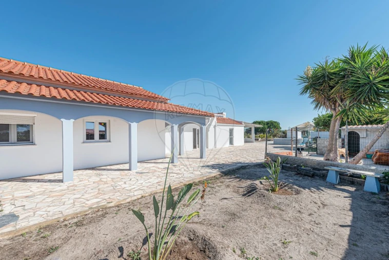 Moradia T2 para Venda em Marinhais Foto 3