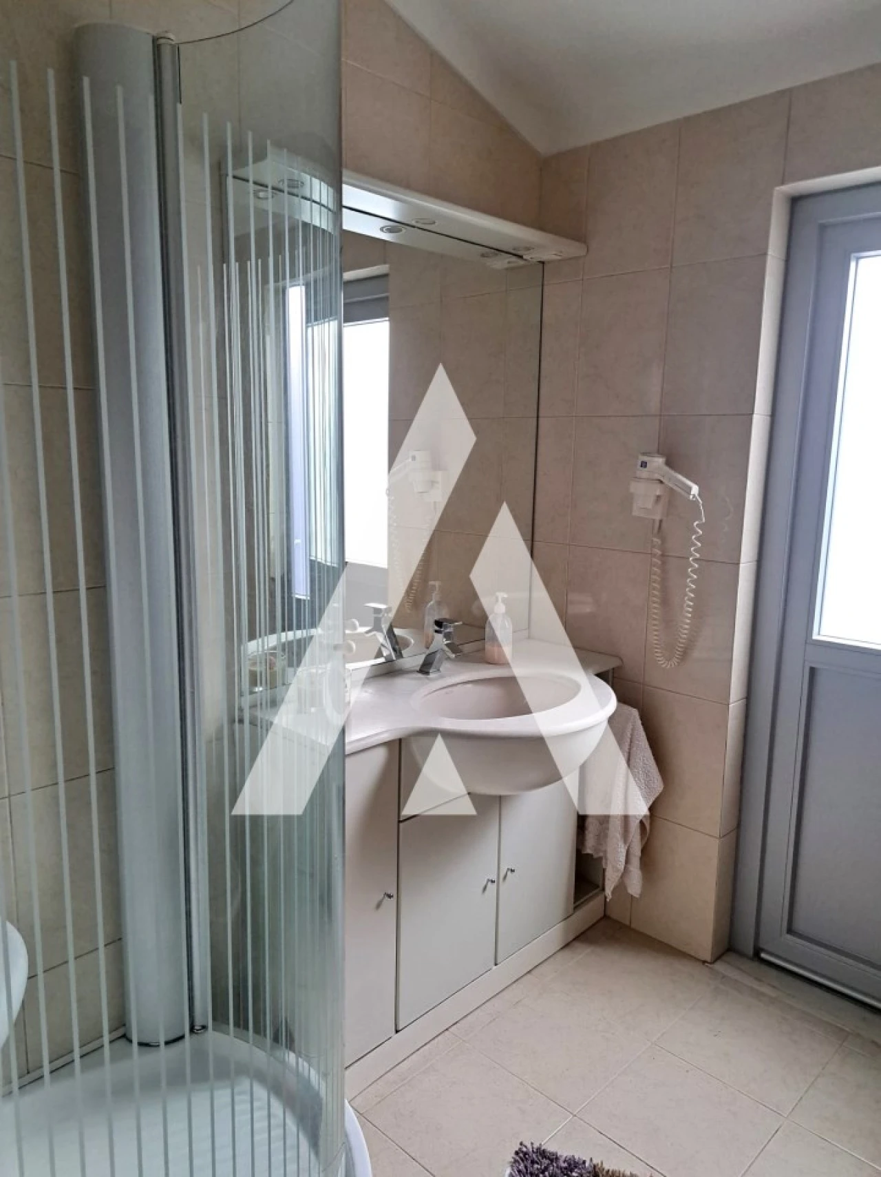 Apartamento T3 para Arrendamento em Glória e Vera Cruz Foto 19