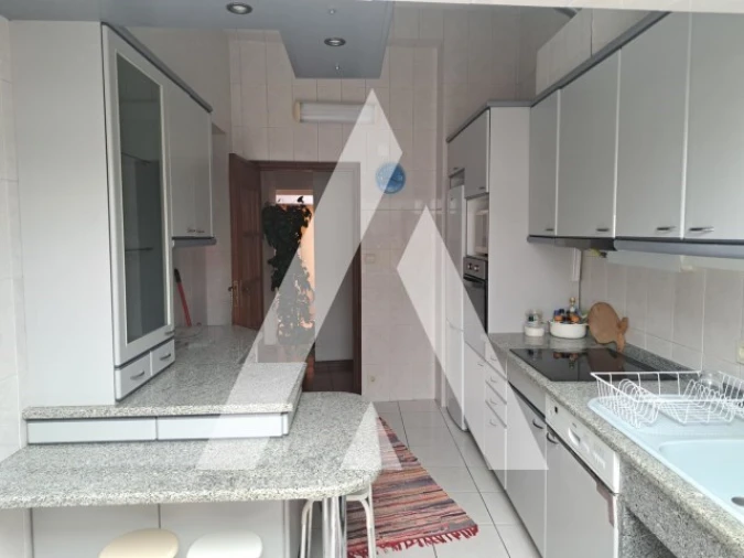 Apartamento T3 para Arrendamento em Glória e Vera Cruz Foto 20