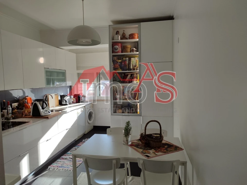 Apartamento T3 para Venda em Queluz e Belas Foto 9