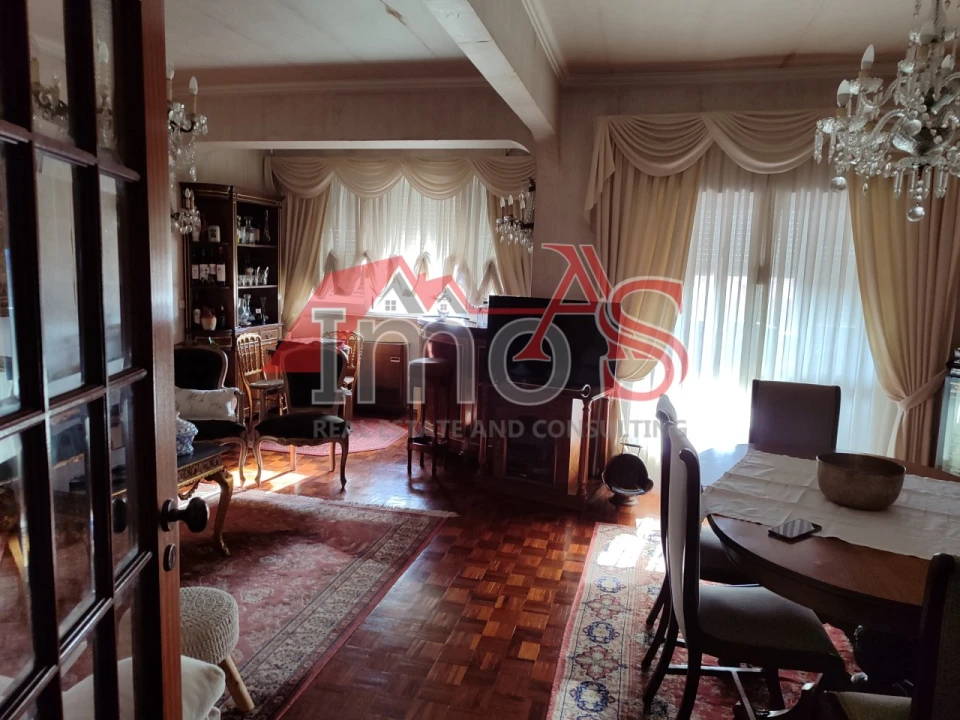 Apartamento T3 para Venda em Queluz e Belas Foto 4