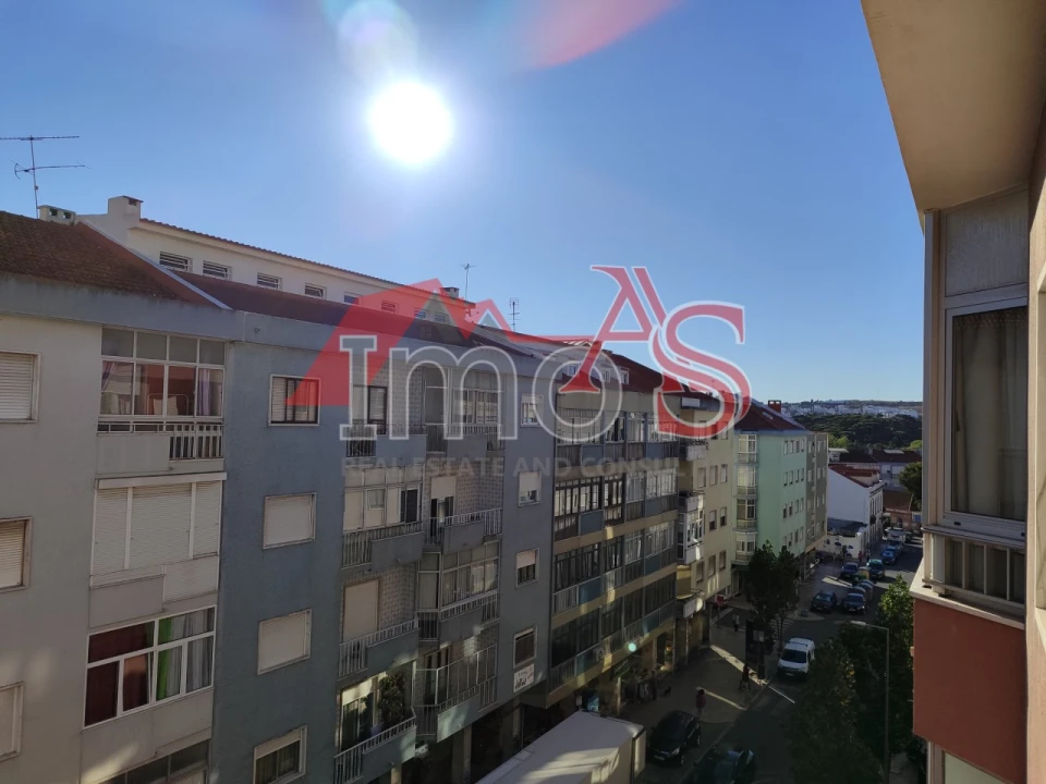 Apartamento T3 para Venda em Queluz e Belas Foto 34