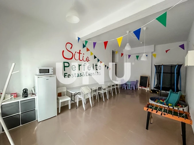 Loja para Arrendamento em Alenquer (Santo Estêvão e Triana) Foto 14