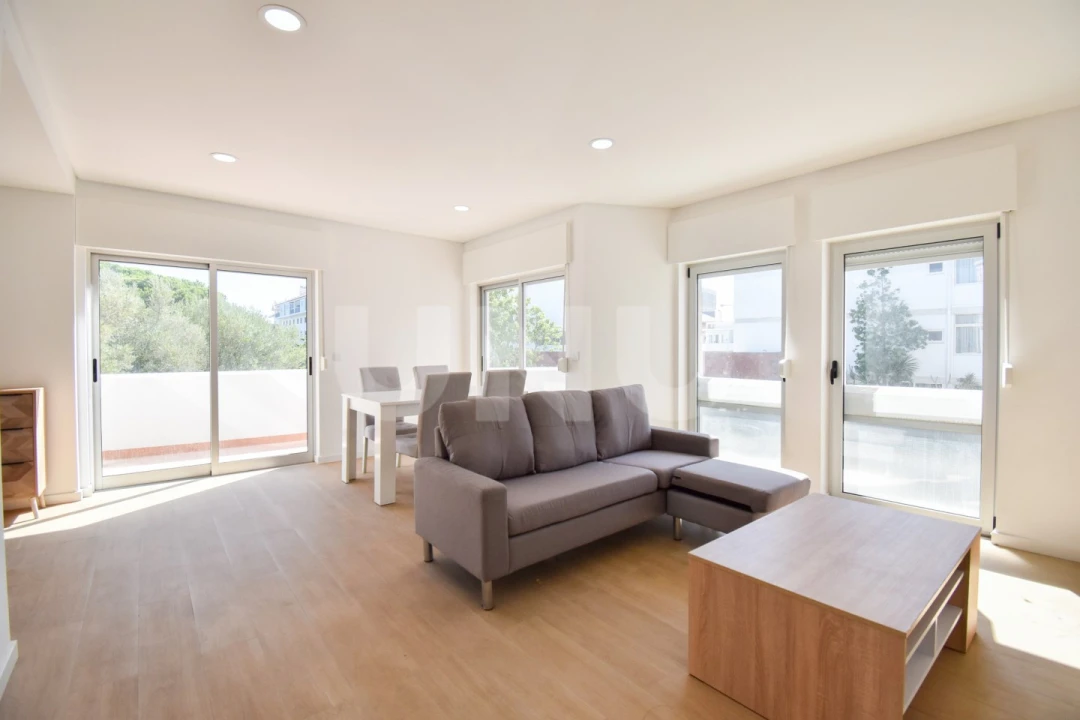 Apartamento T2 para Arrendamento em Cascais e Estoril Foto 1