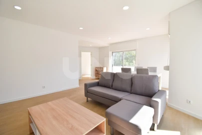 Apartamento T2 para Arrendamento em Cascais e Estoril